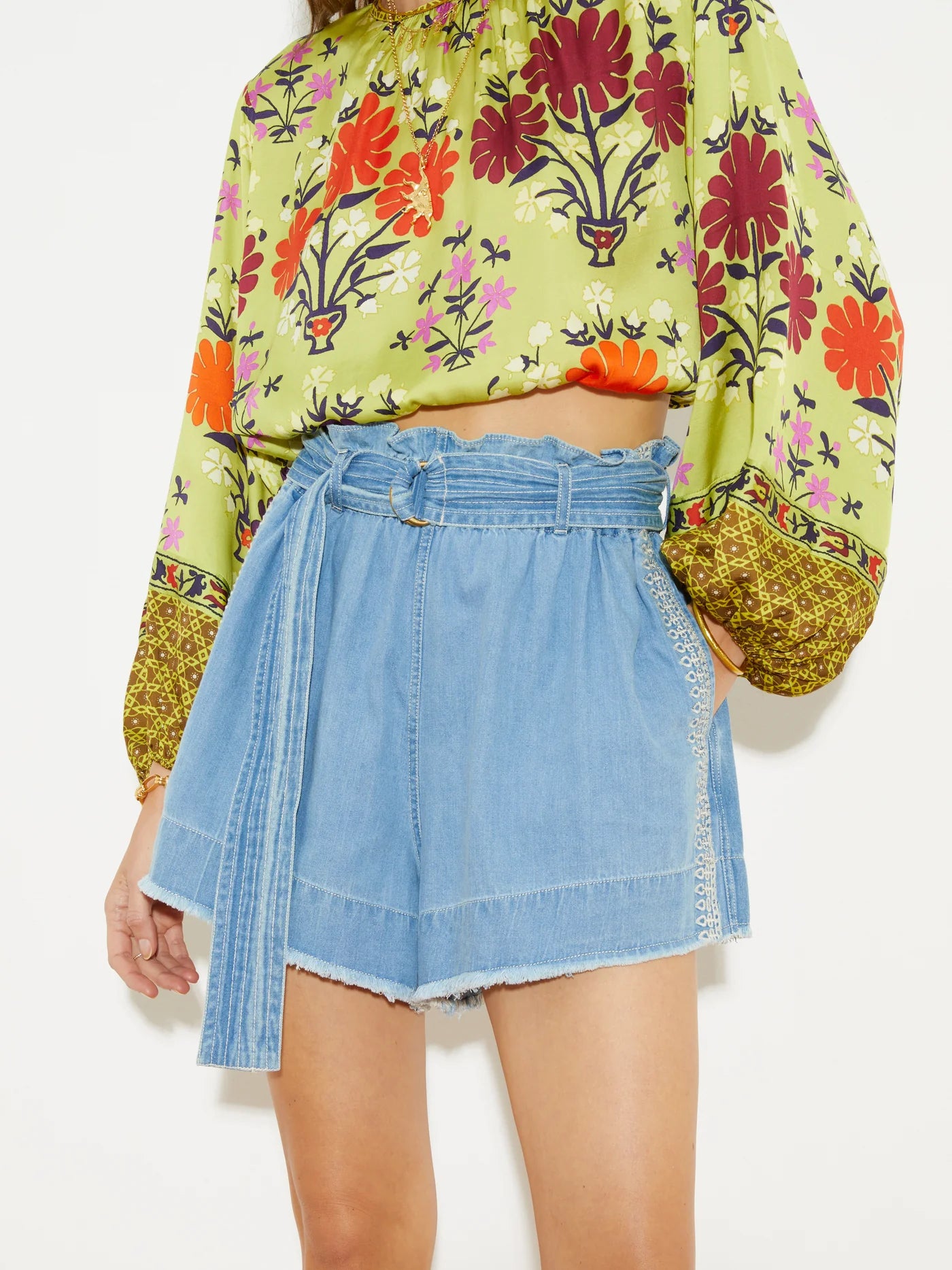 Septime Short W Belt in Sun Bleached