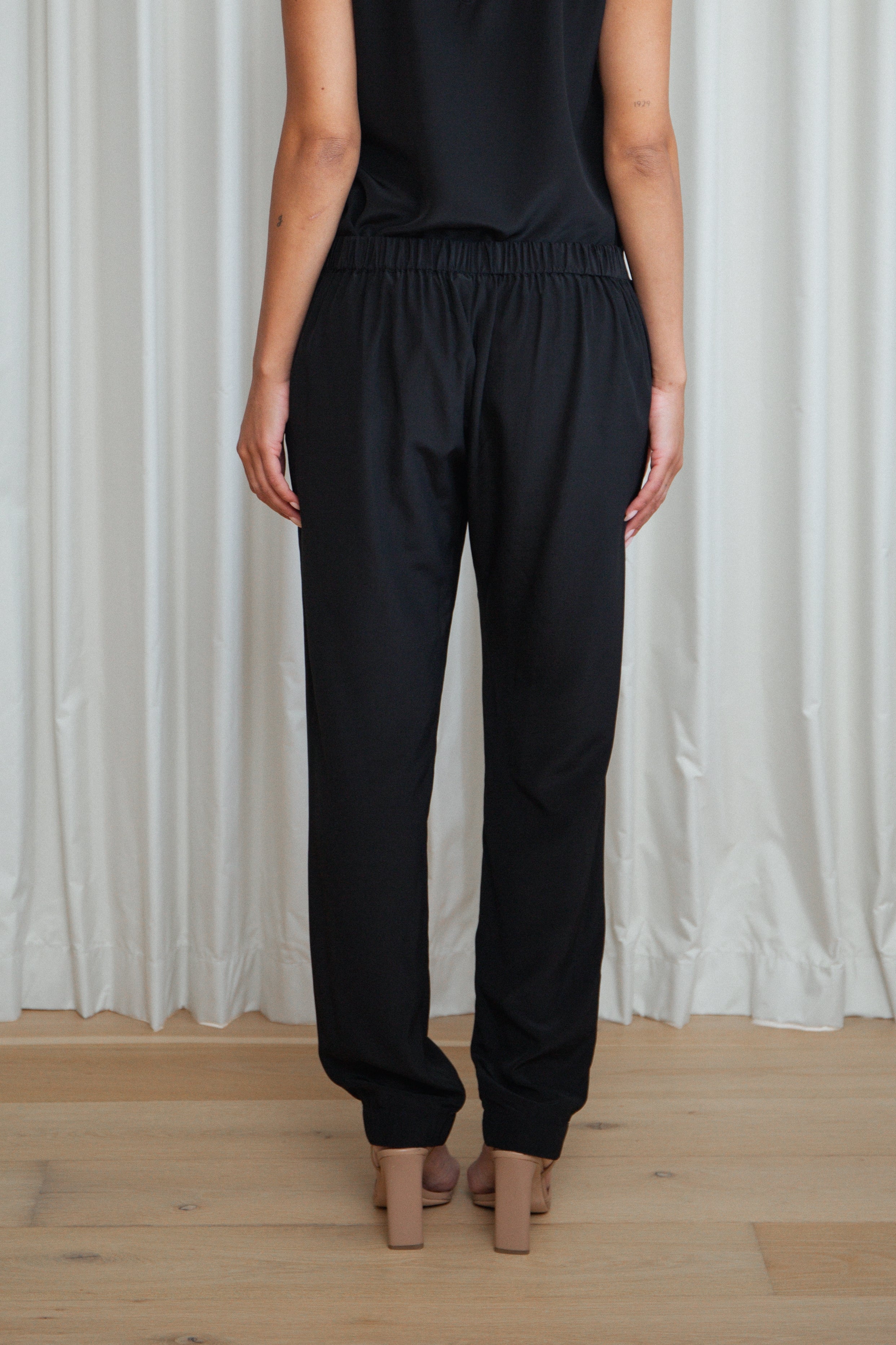 Comfort Pant in Black