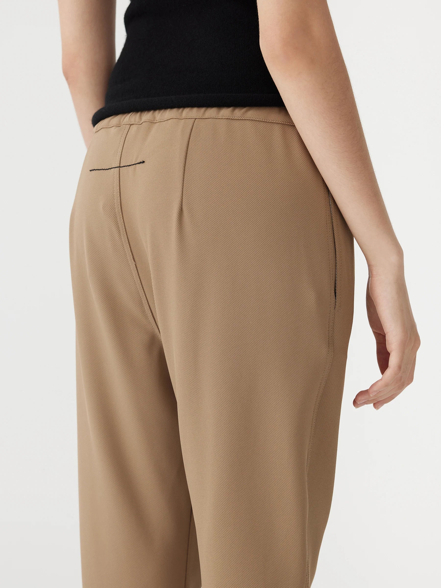 stretch Twill Tapered Pant in Tan