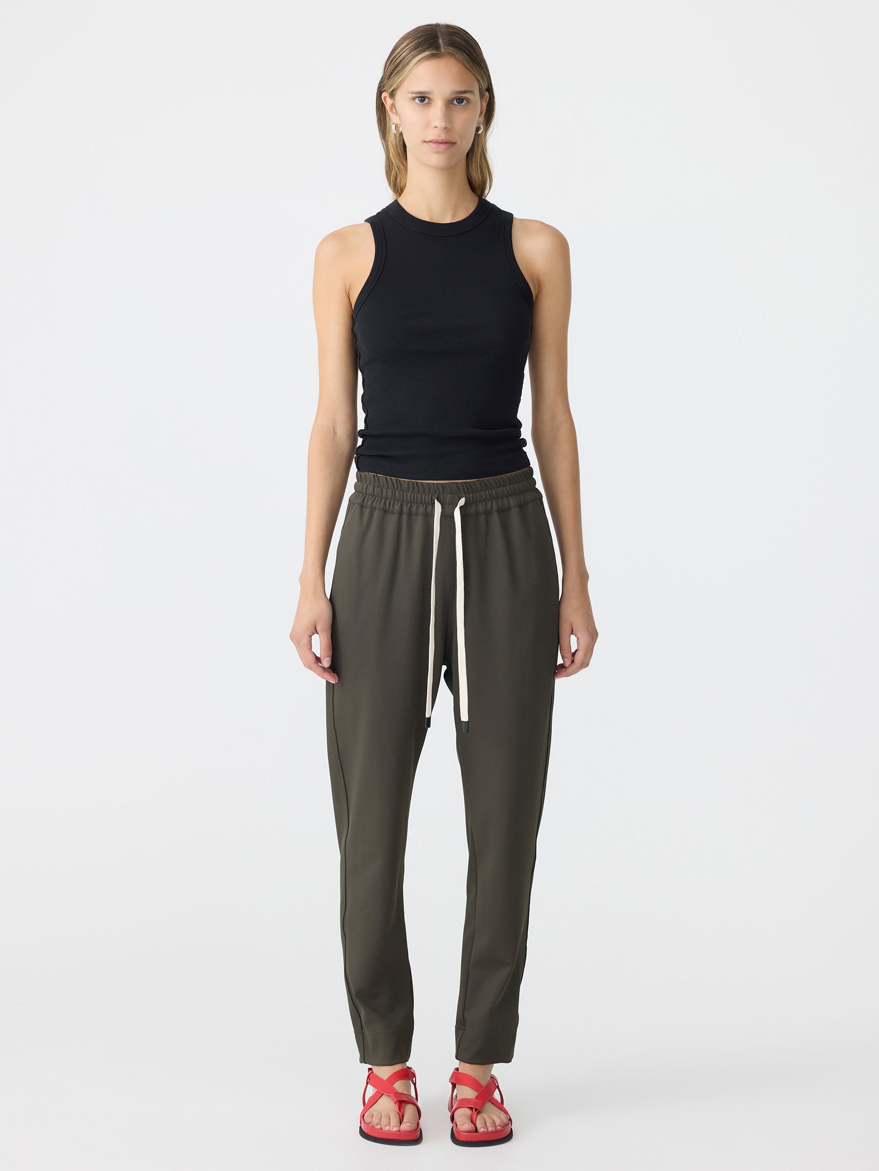 Stretch Twill Tapered Pant in Dark Olive