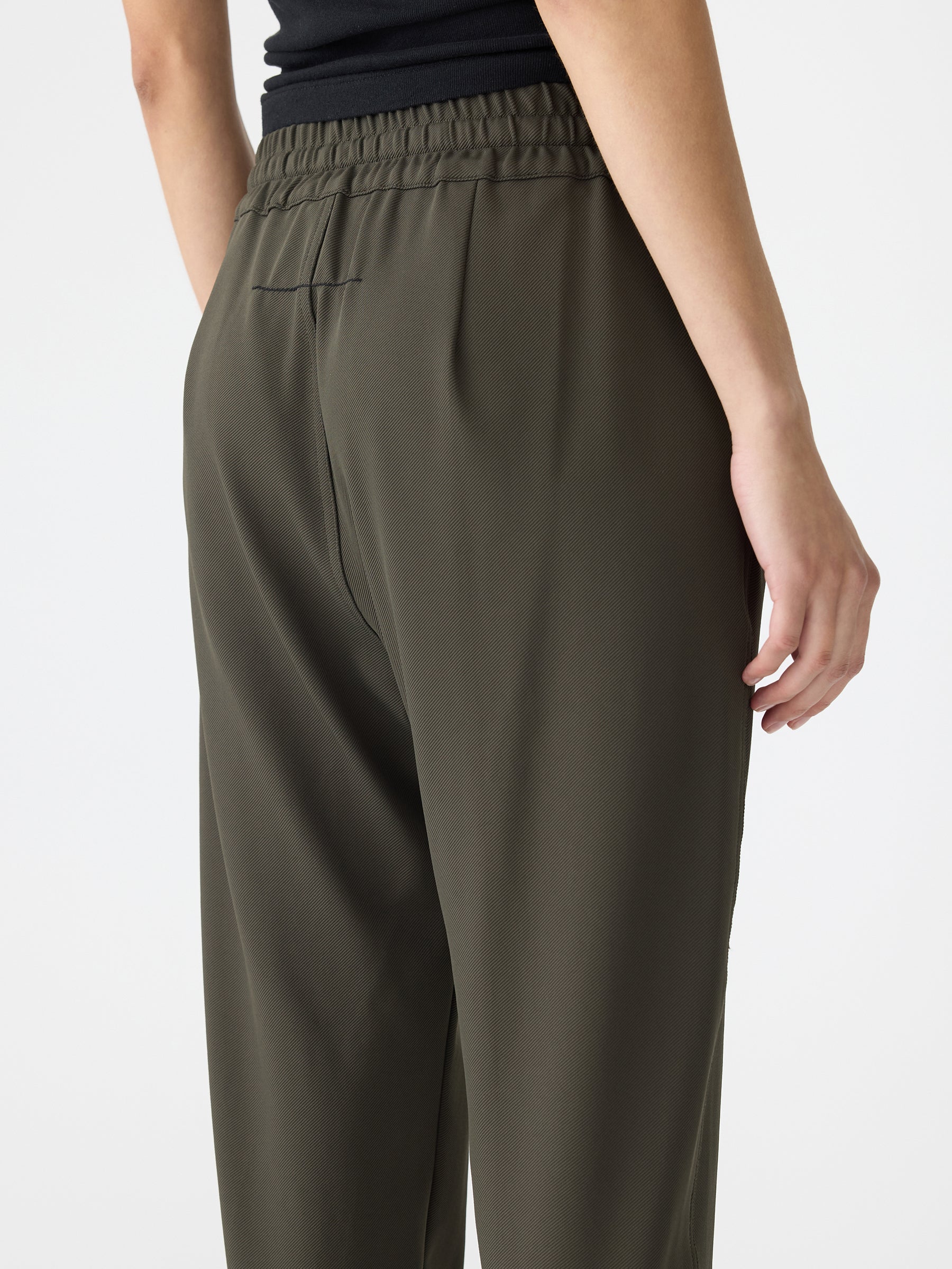 Stretch Twill Tapered Pant in Dark Olive