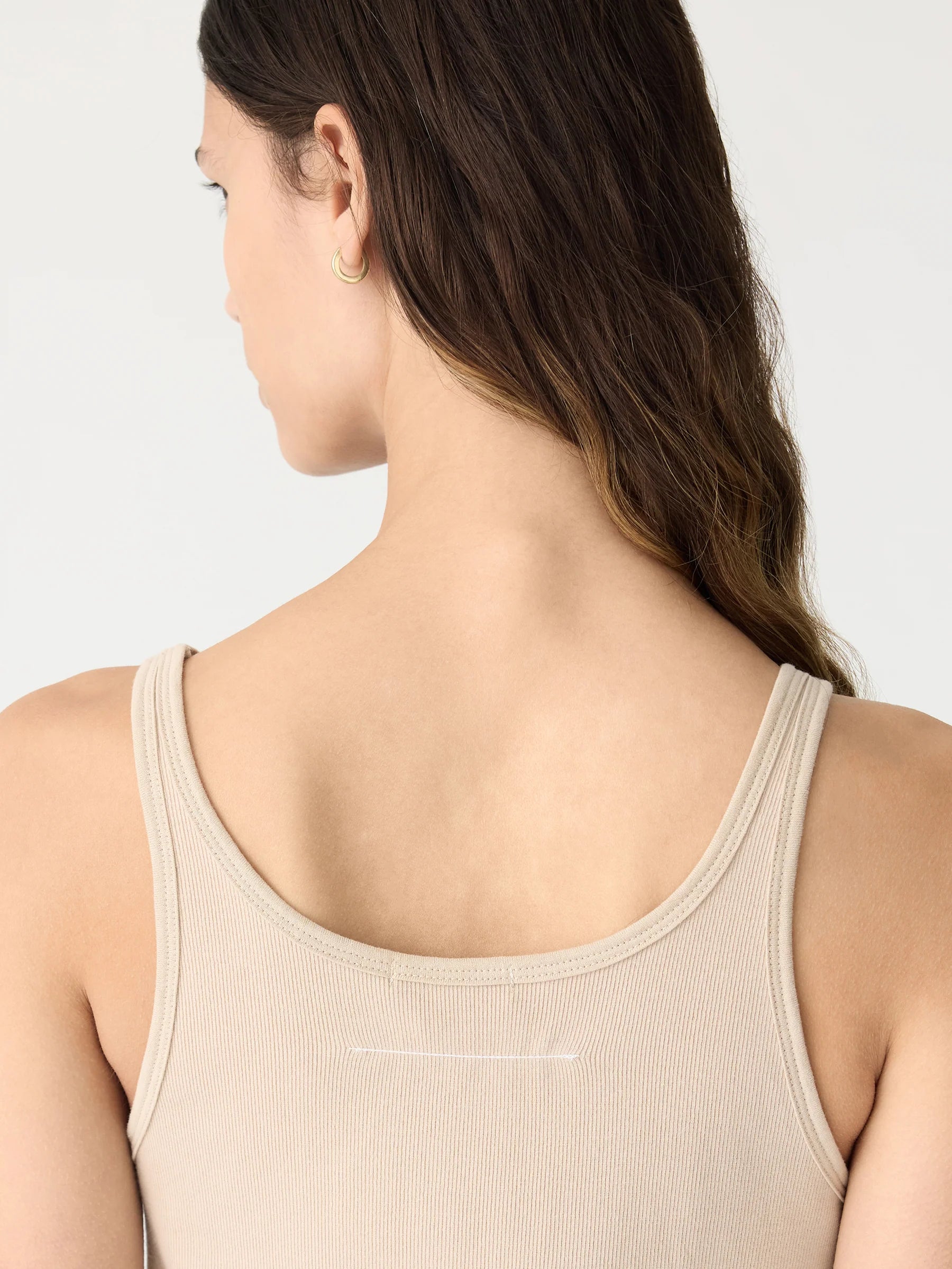 Slim Scoop Rib Tank in Dune