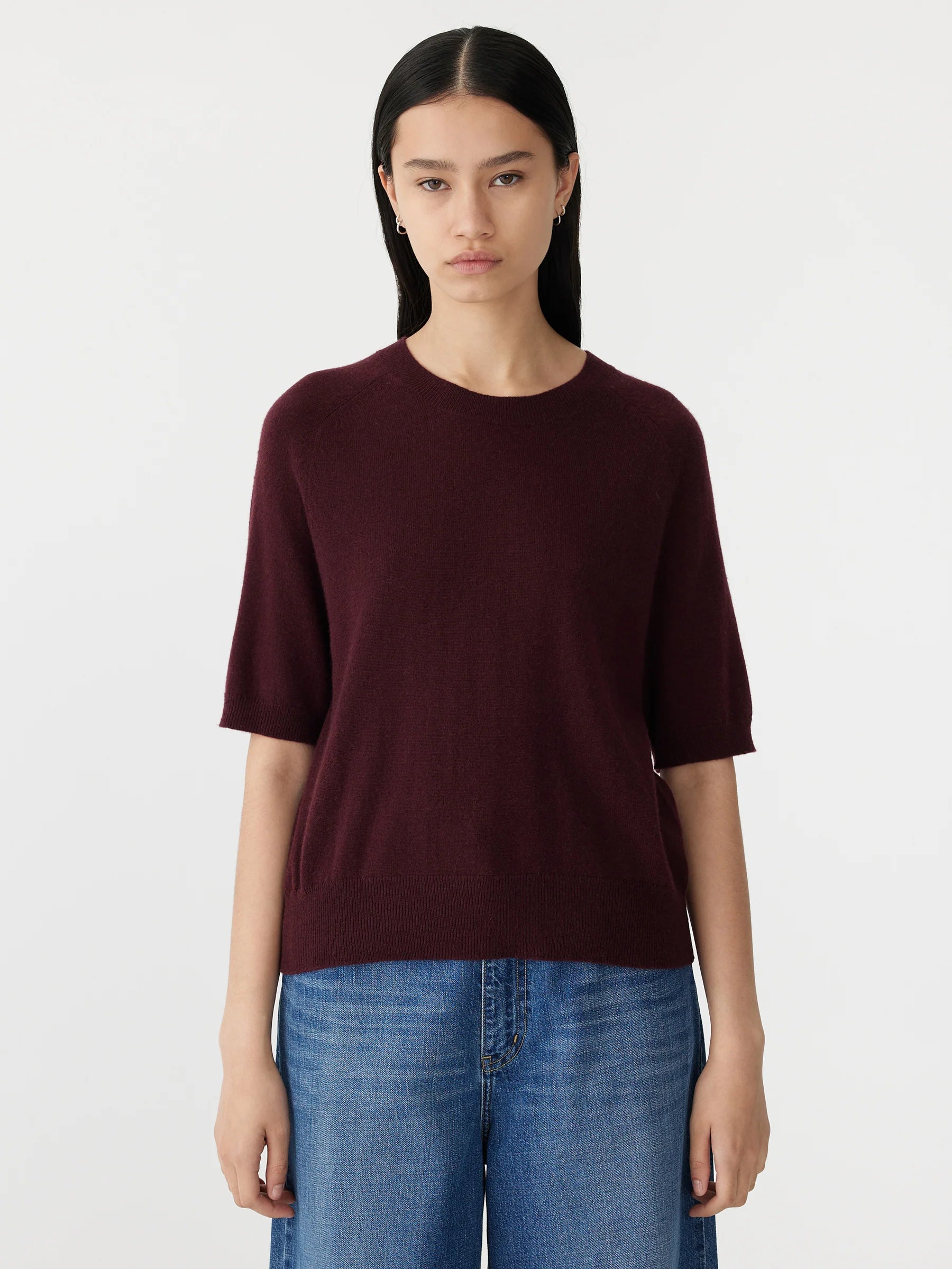 Wool Cashmere Knit T-Shirt in Burgundy