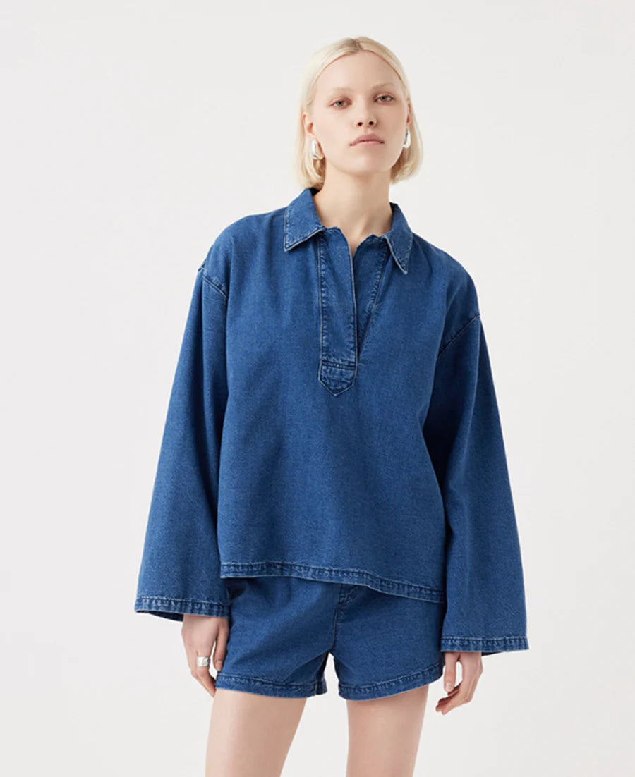 Ayla Relaxed Short in Moderna Blue