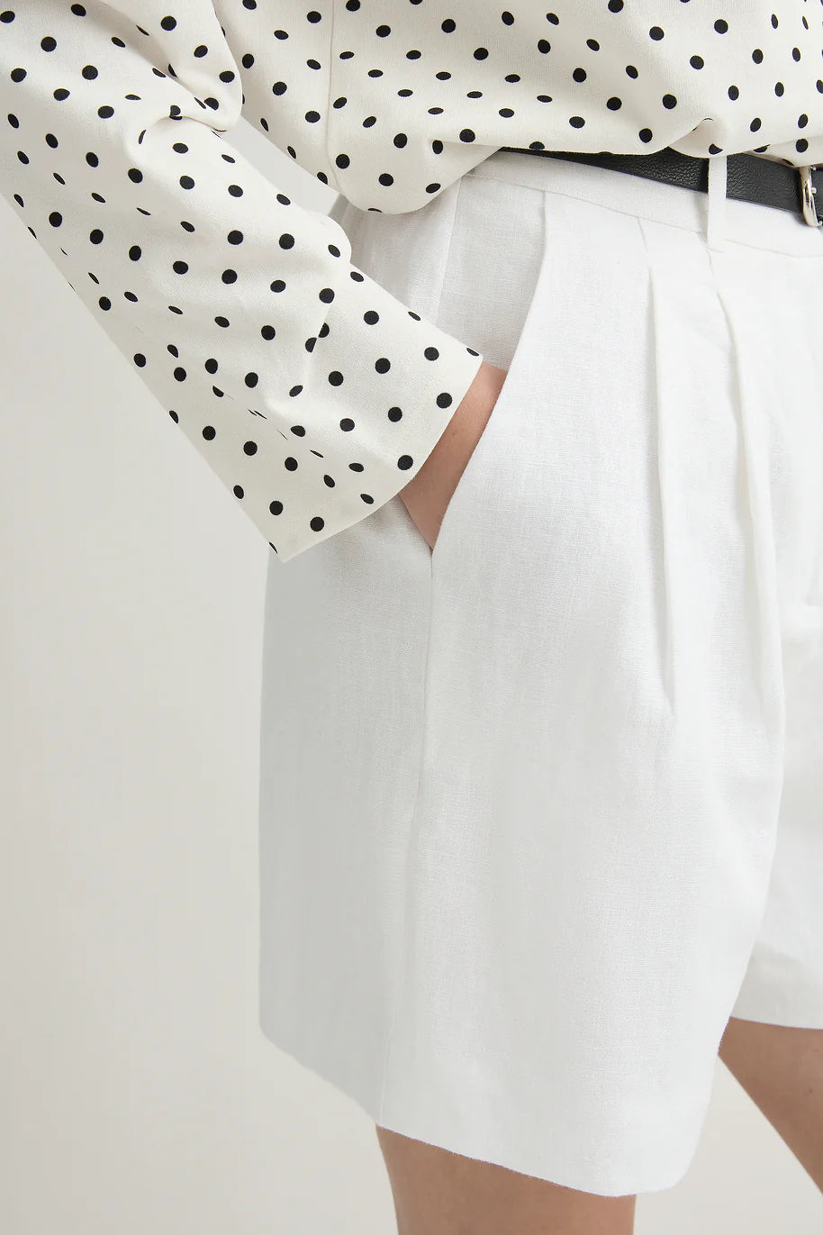 Marchello Short in Ivory