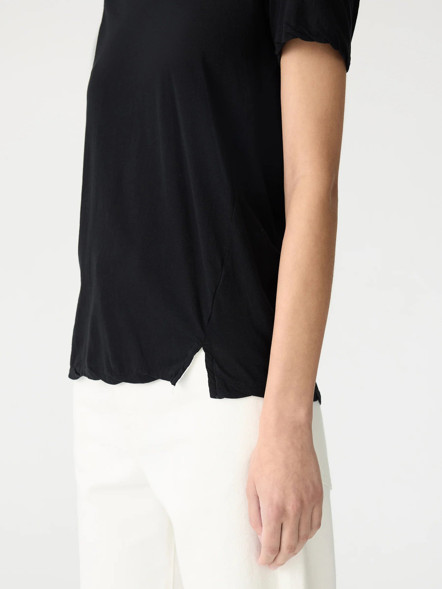 Classic T-Shirt in Black