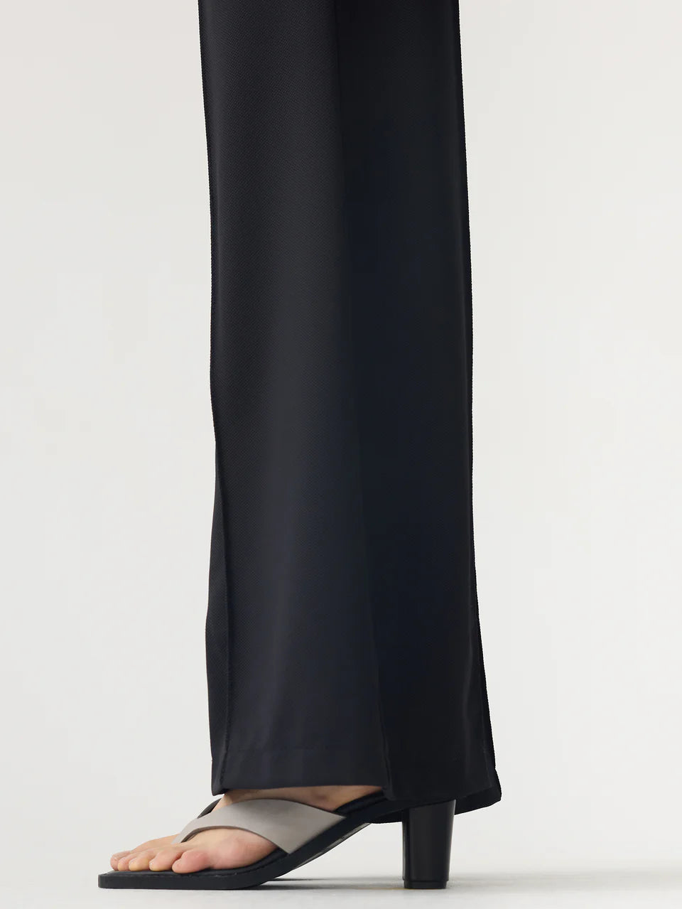 Refined Pinstitch Pant in Black