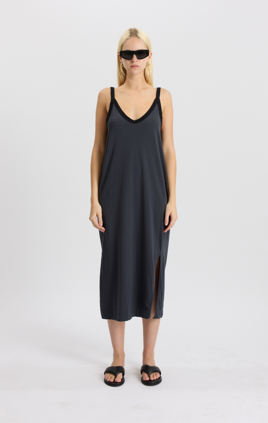 Contrast V Neck Slip Dress in Navy/Black