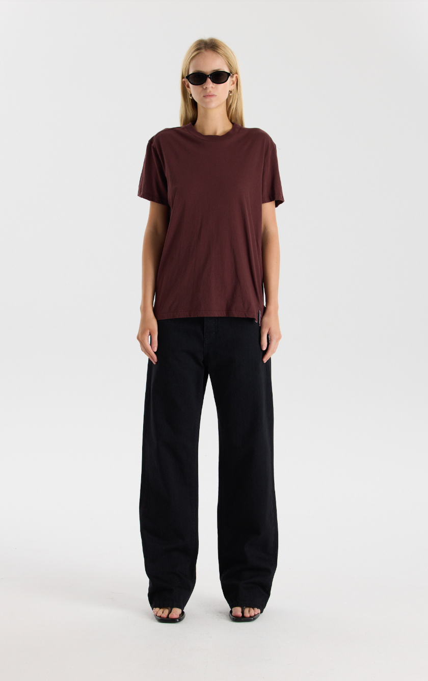 Classic T-Shirt in Cocoa