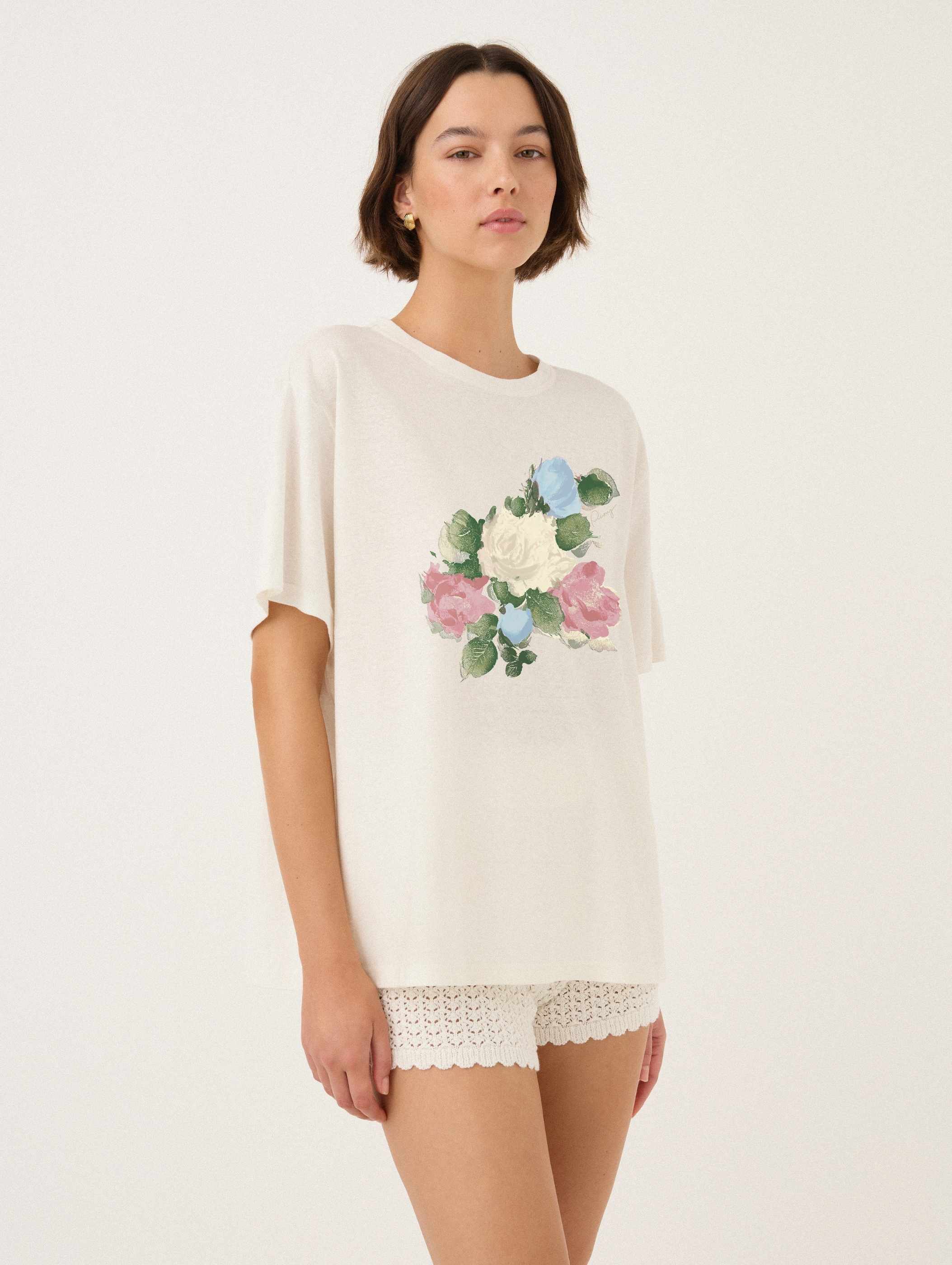 Holiday Tee in Enamour