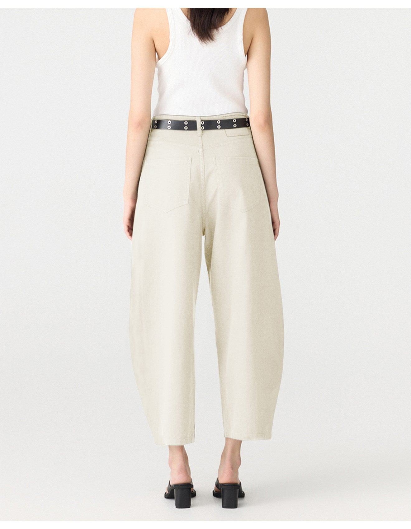Cotton Twill Barrel Leg Pant in Ecru