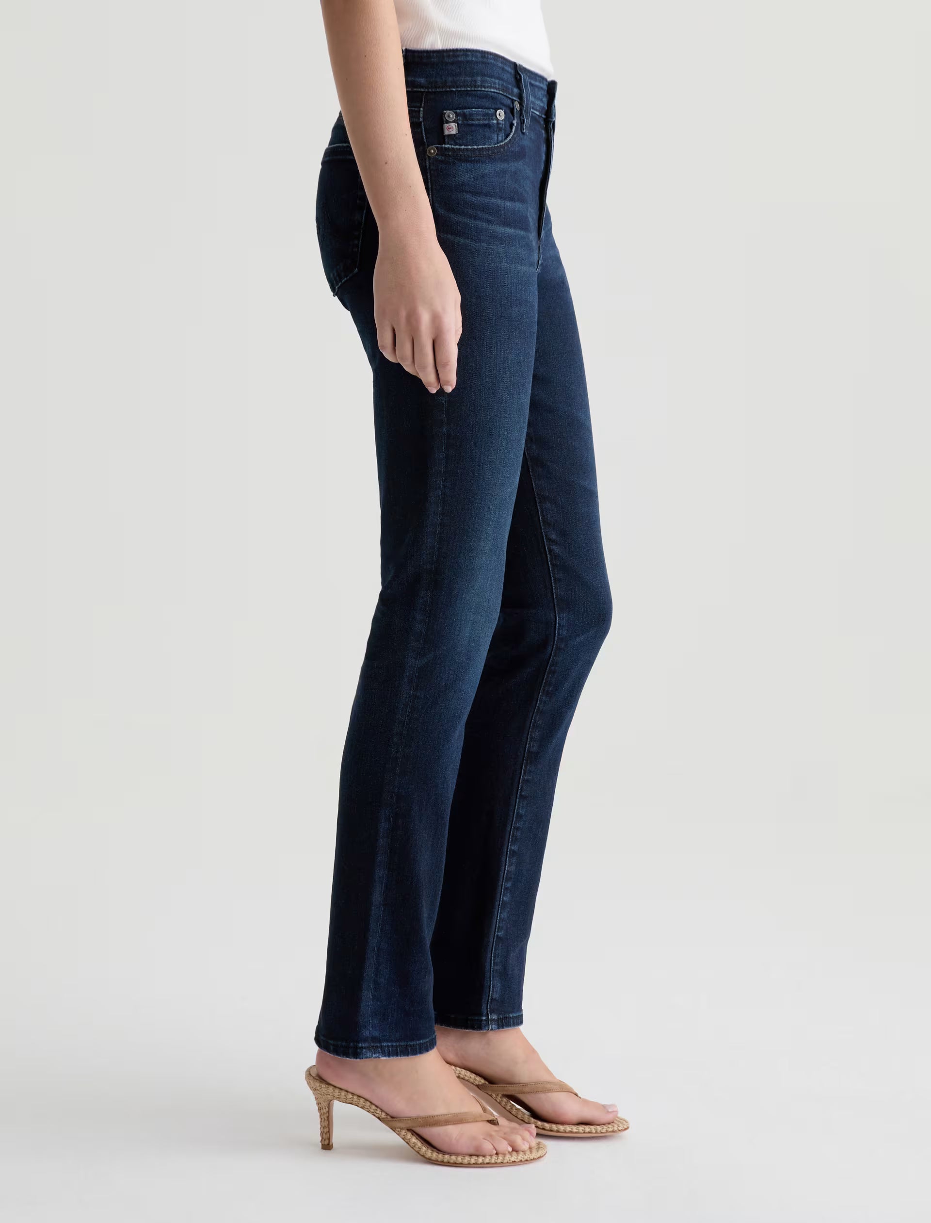 Mari Mid Rise Slim Straight in 3 Years Highrise