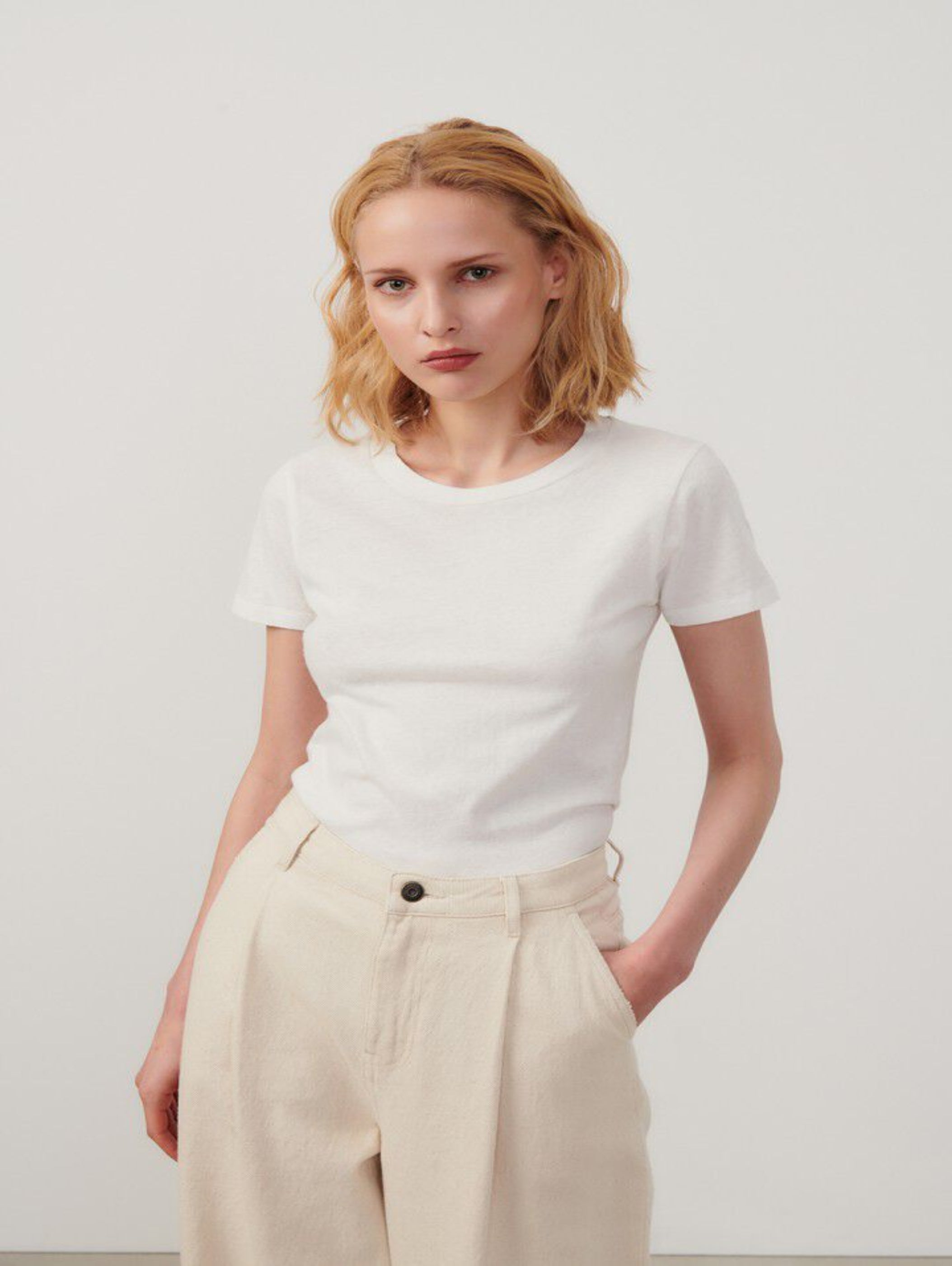 Gamipy Round Neck T-Shirt in White