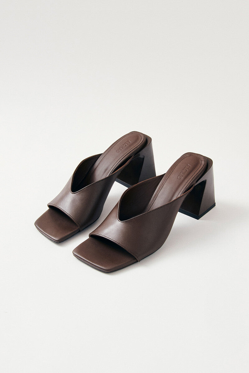 Tasha Leather Sandals in Brown