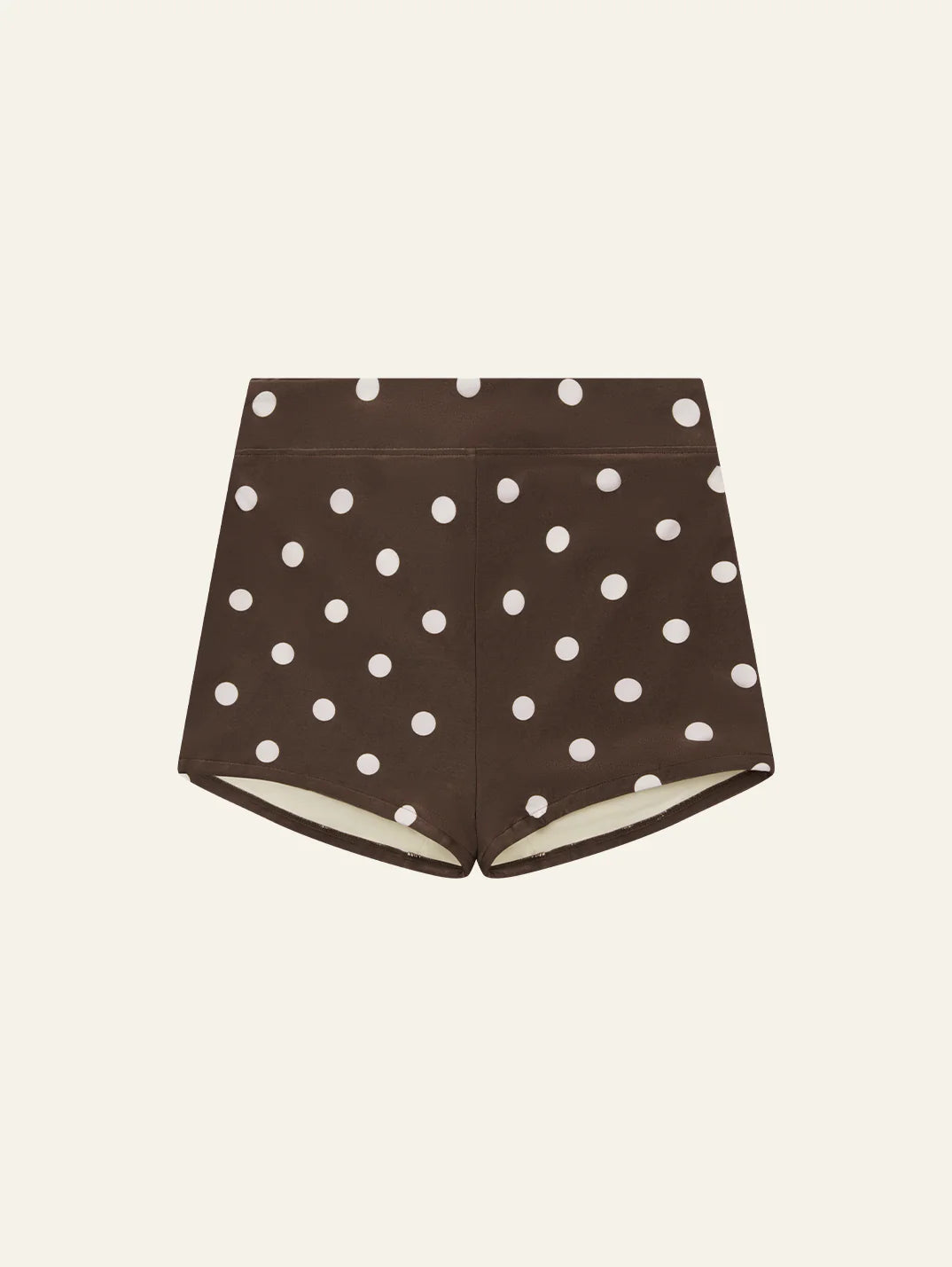 Quintessential Short in Praline