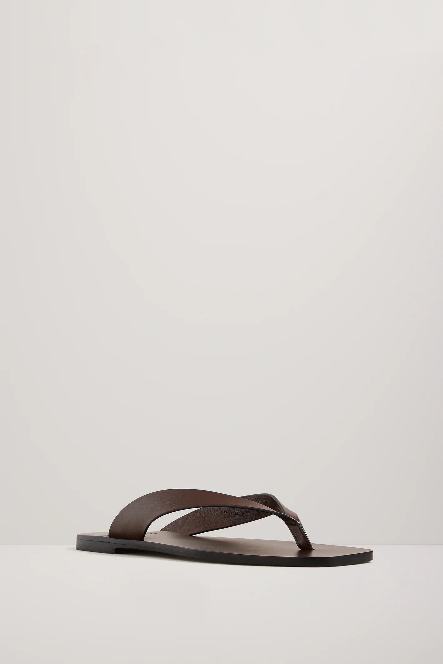 Kinto Sandal in Walnut
