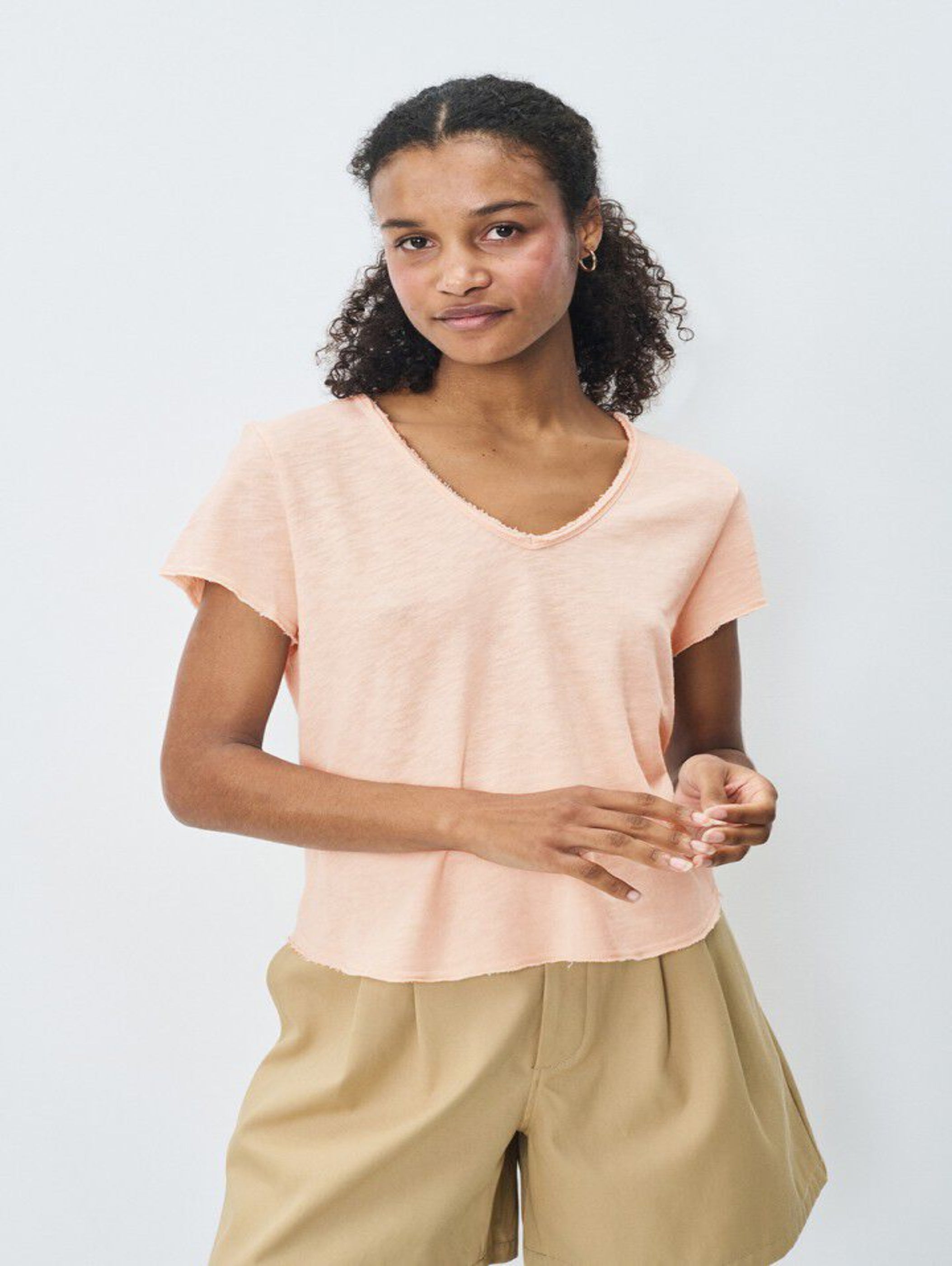 Sonoma v Neck T-Shirt in Vintage Biscuit