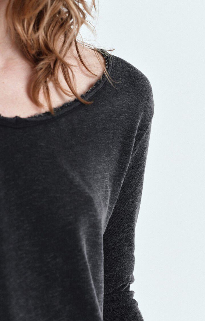 Sonoma L/S V Neck Fitted T-Shirt in Vintage Black