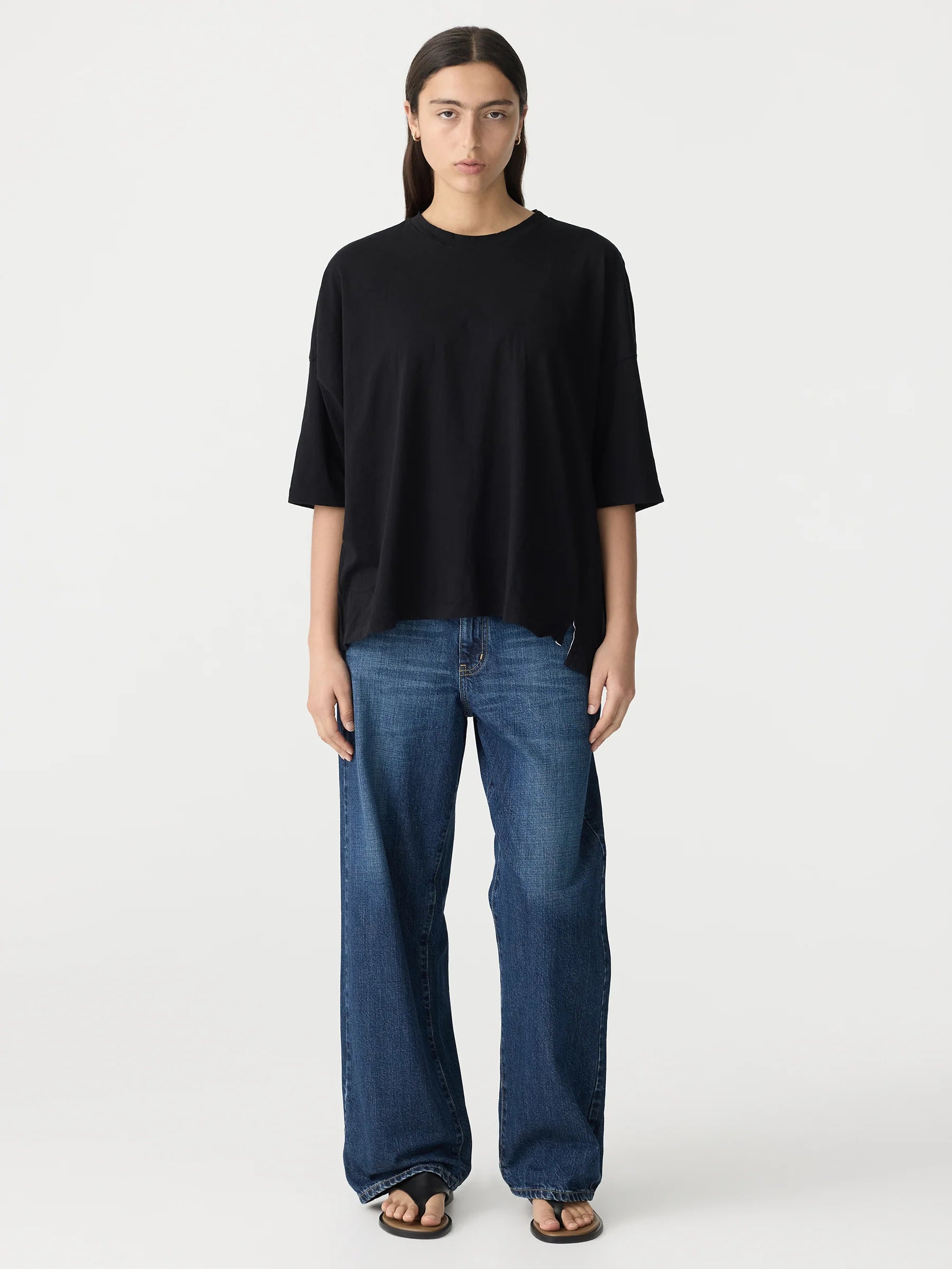 Slouch Side Step T-Shirt in Black