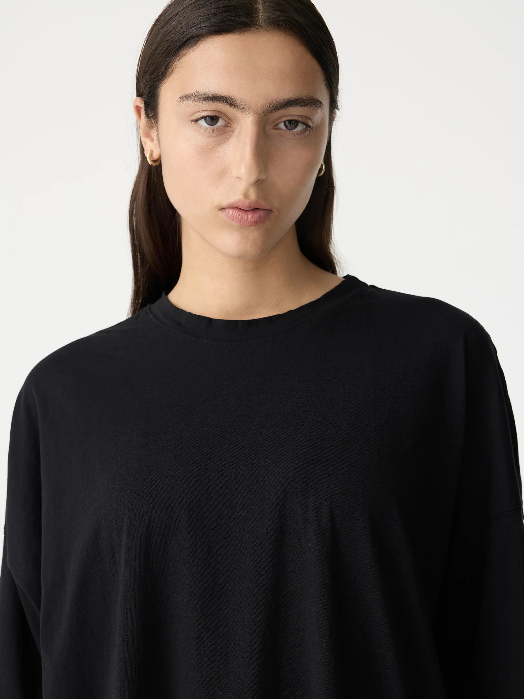 Slouch Side Step T-Shirt in Black
