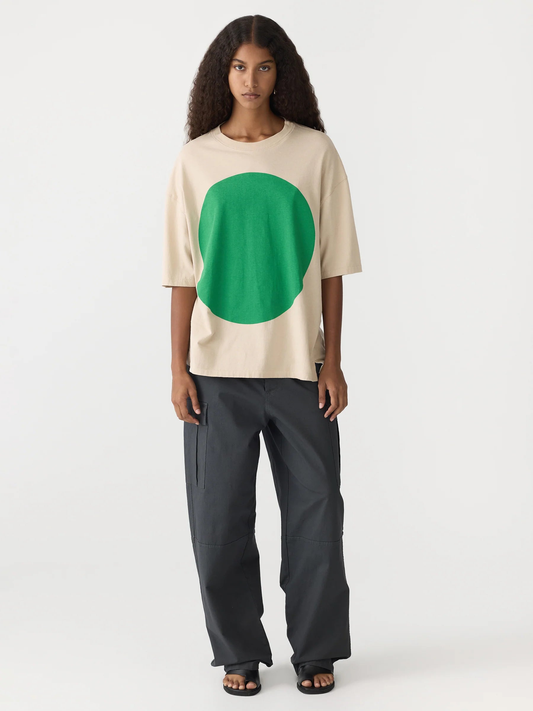 Slouch Dot Print S/S T-Shirt in Dune/Aloe Vera