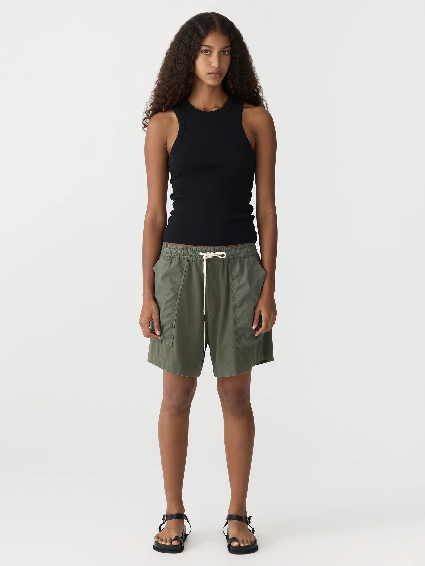 Contrast Pocket Detail Short in Khaki