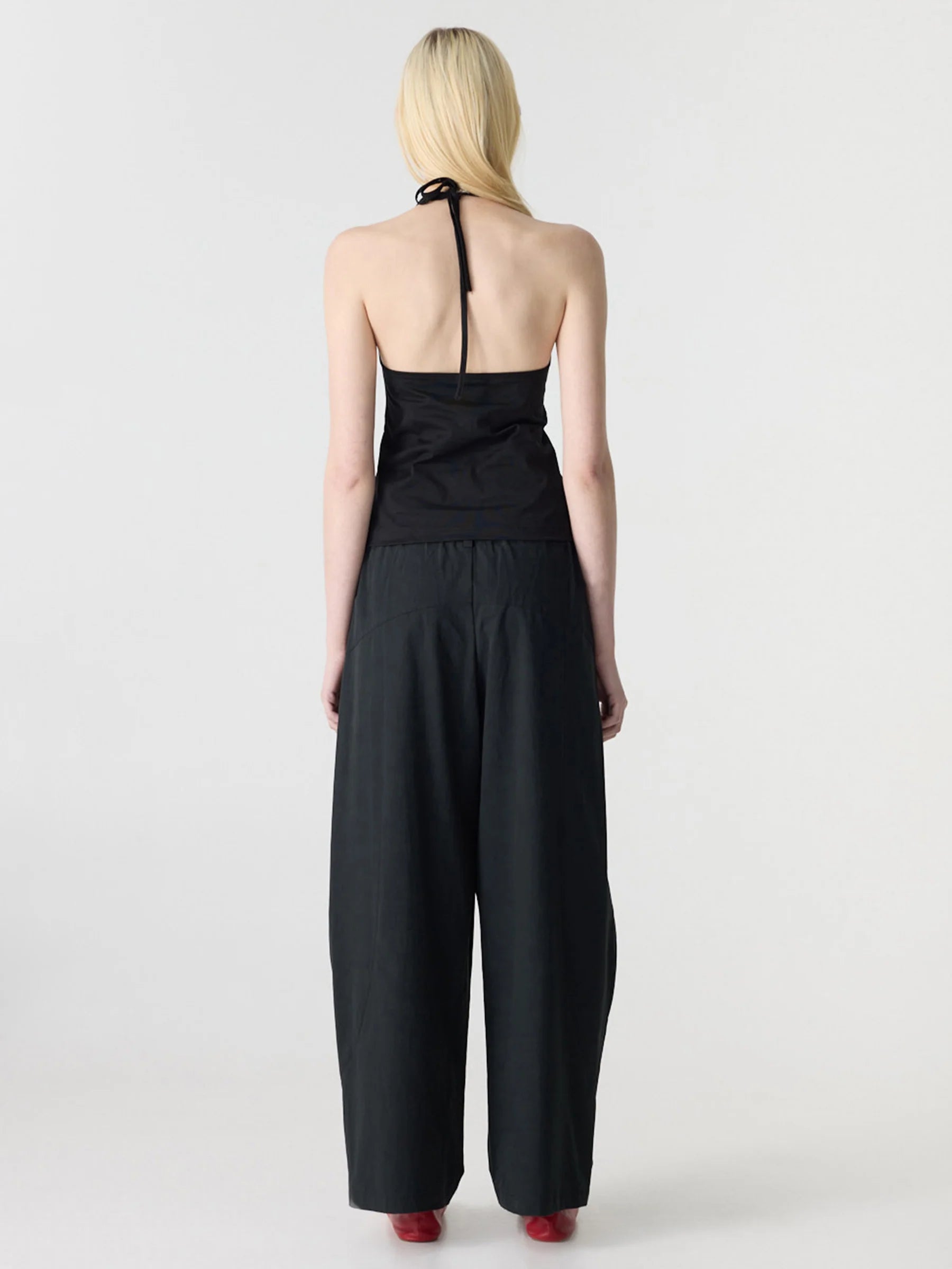 Crushed Cotton Barrel Pant in Black