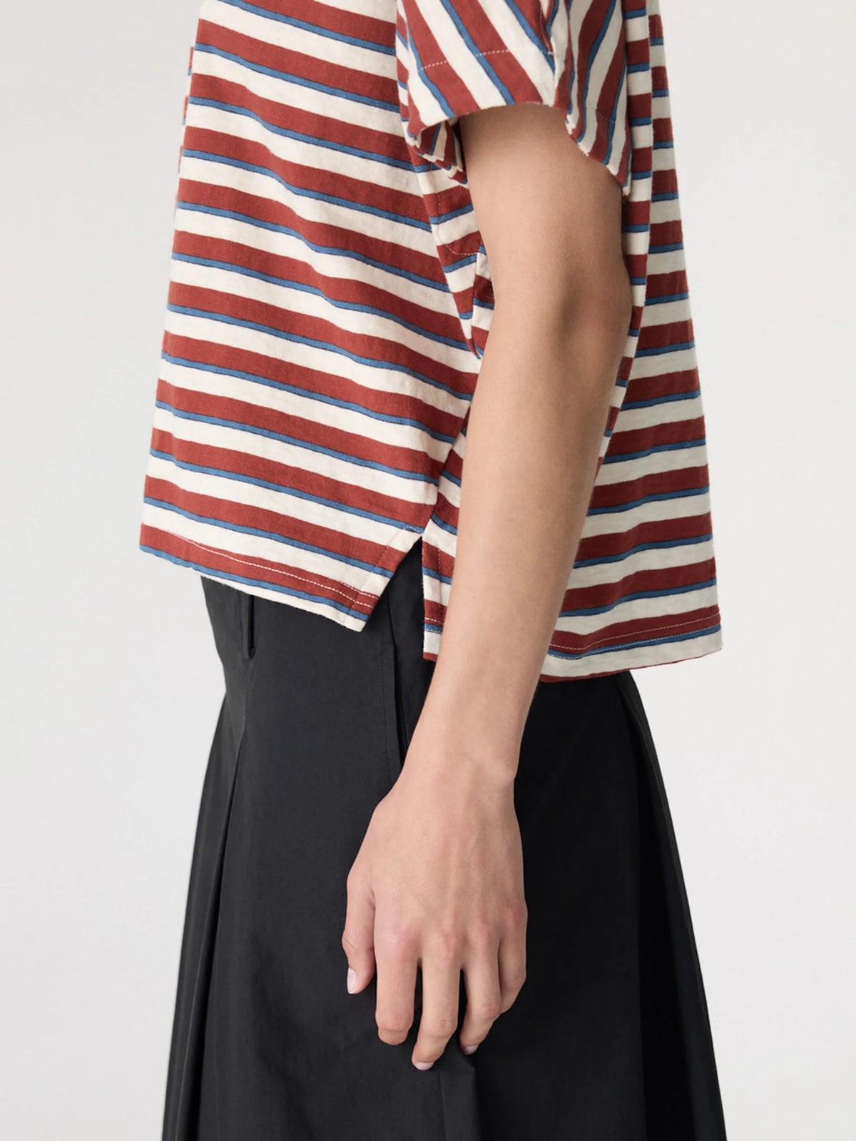 Stripe Boxy V-Neck T-Shirt in Vintage Red/Natural/Blue