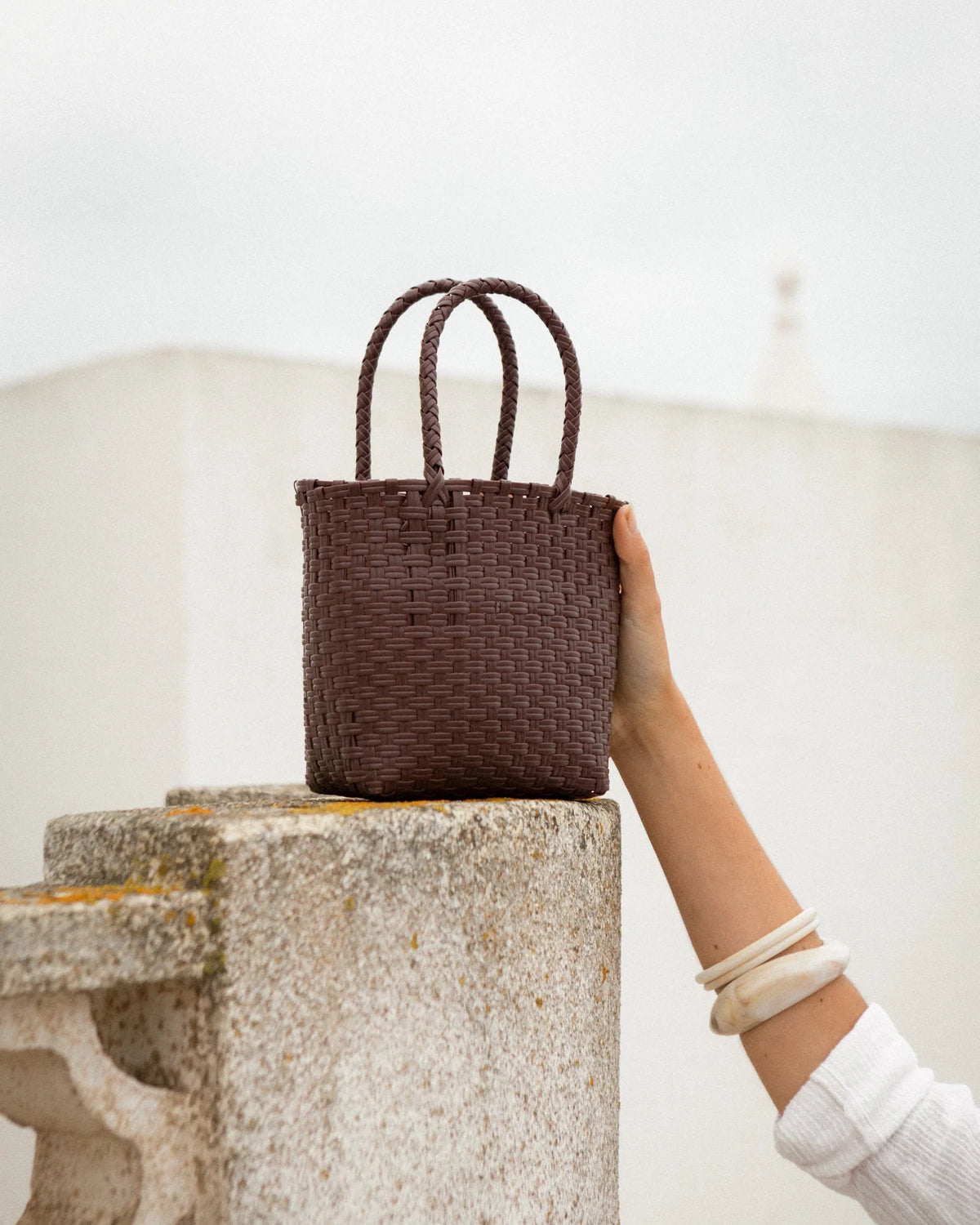 Micro Tote in Cioccolato